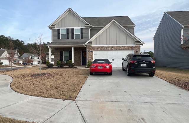 Beautiful. spacious 4 bedroom house in Athens, GA! Gallery 3