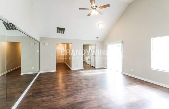 4976 Truitt Lane Gallery 4
