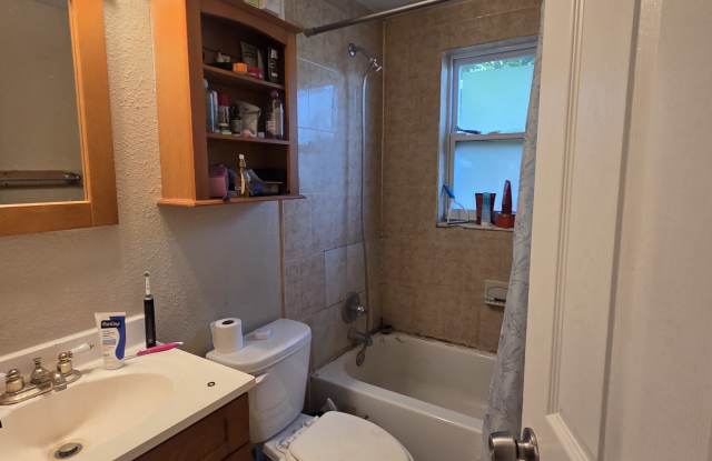 4403 Terry Loop Gallery 3