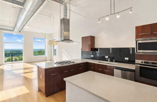 3820 Roswell Road NE unit: 610 photos photos