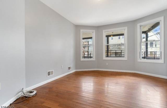 87 Columbia Ave photos photos