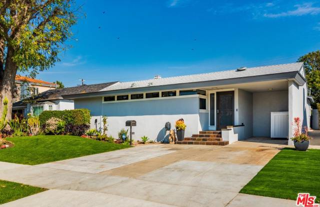 2672 VETERAN Avenue Gallery 2