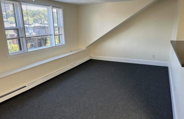 674 Massachusetts Ave. photos photos