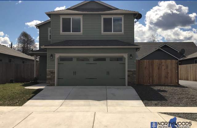 Welcome Home to this Beautiful 1982 Sq. Foot 4 bedroom, 2.5 bath house. photos photos