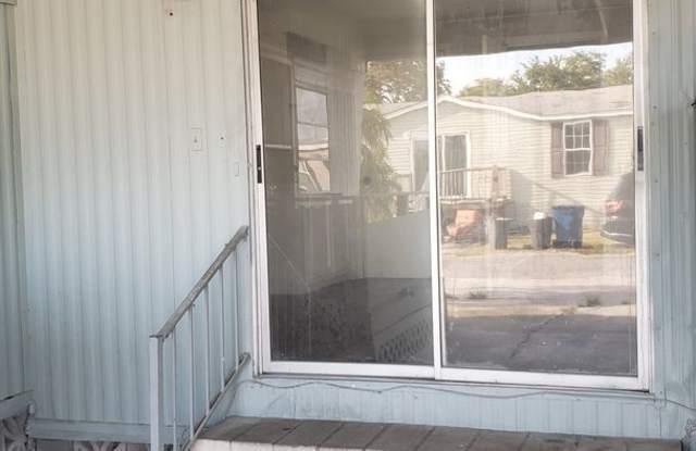 3 bedroom 2 bath Move Gallery 3