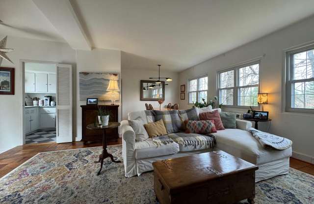 3623 GREENWAY PLACE Gallery 3