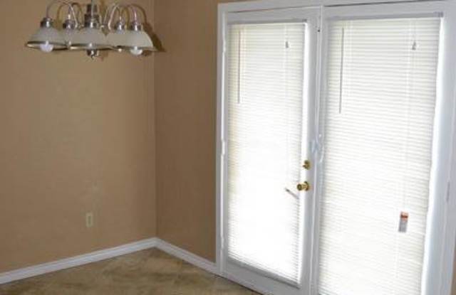 1346 Middleton Dr Gallery 2