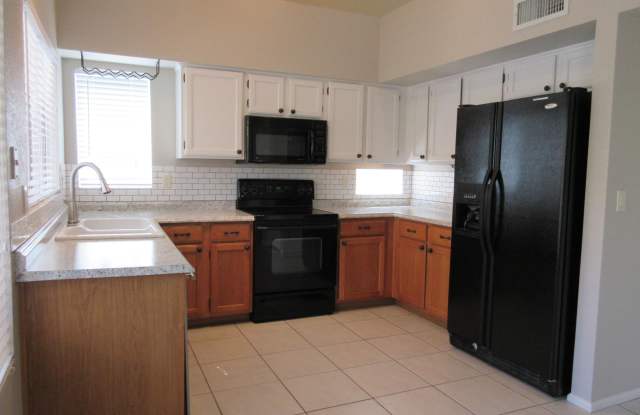 7026 W TONTO Drive Gallery 2
