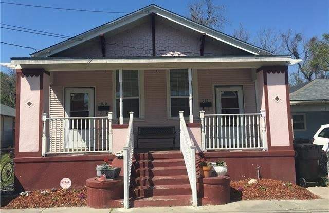 917 WHITNEY Avenue Gallery 2