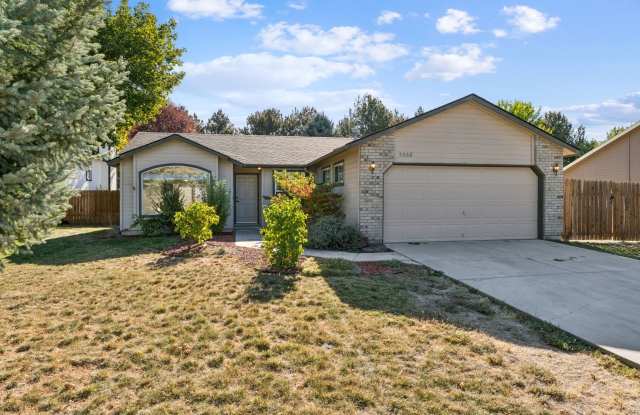 5668 South Kalmia Place Gallery 1