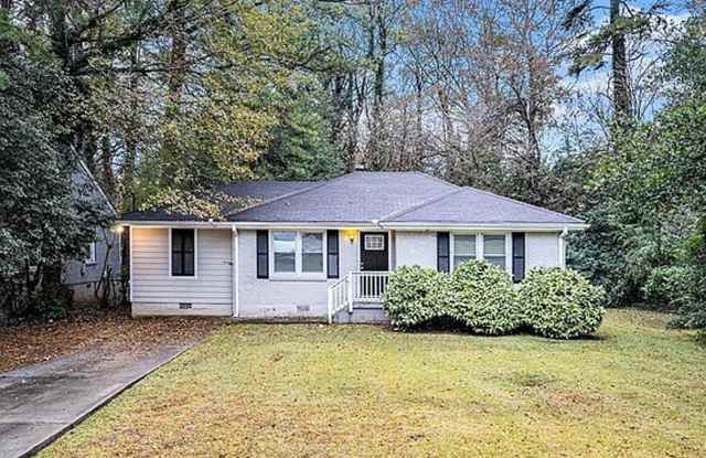 Beautiful 3-Bedroom Home with Spacious Backyard in Decatur photos photos