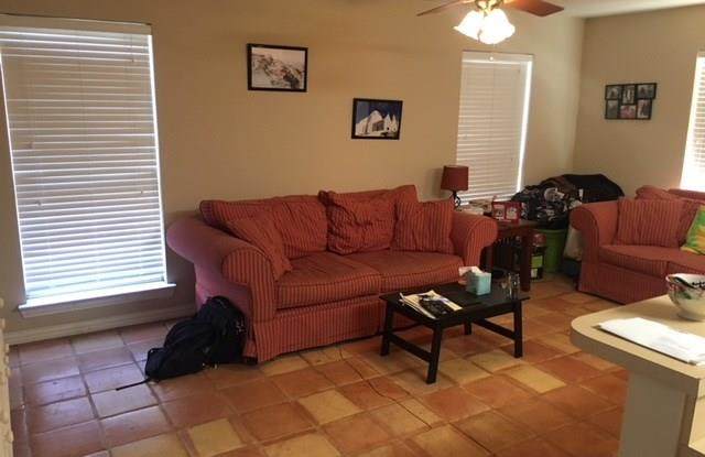 440 CROSS TIMBERS Drive Gallery 2