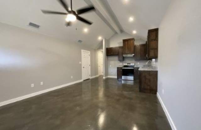 111 Chloe Drive Gallery 4