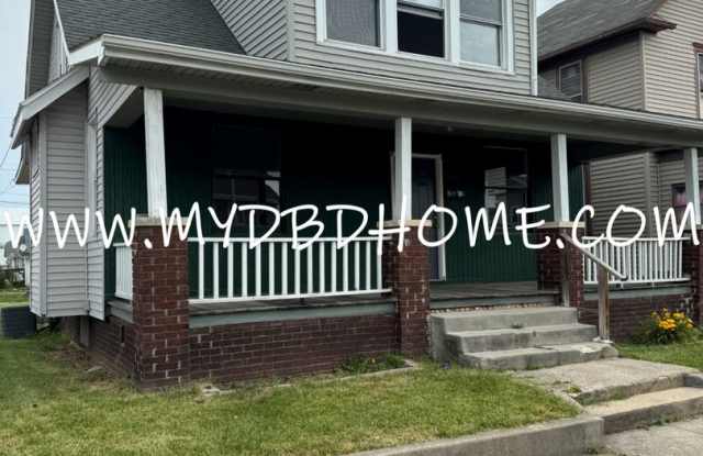 950 Burgess St photos photos