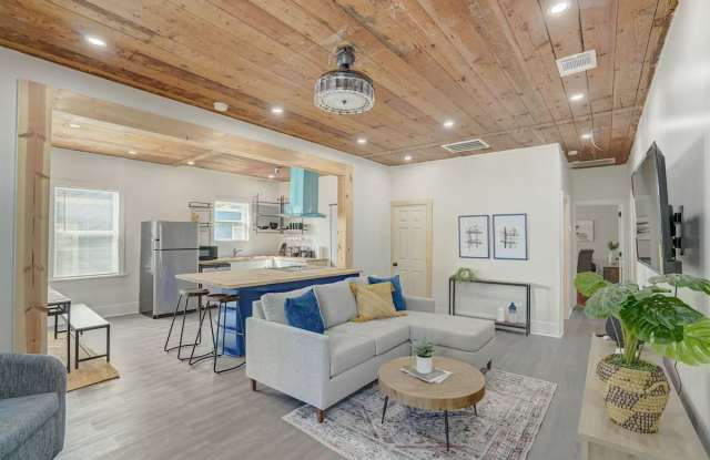 1311 W French Pl Gallery 3