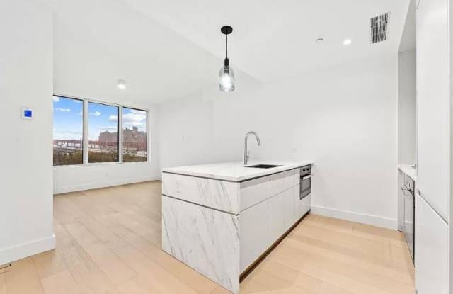383 Grand Street photos photos