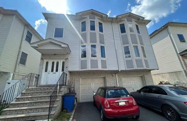 1356 North Ave photos photos