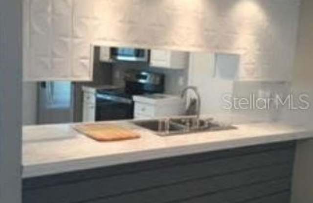 2963 GLEN HAVEN Drive Gallery 4