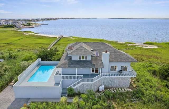 552 Dune Road photos photos