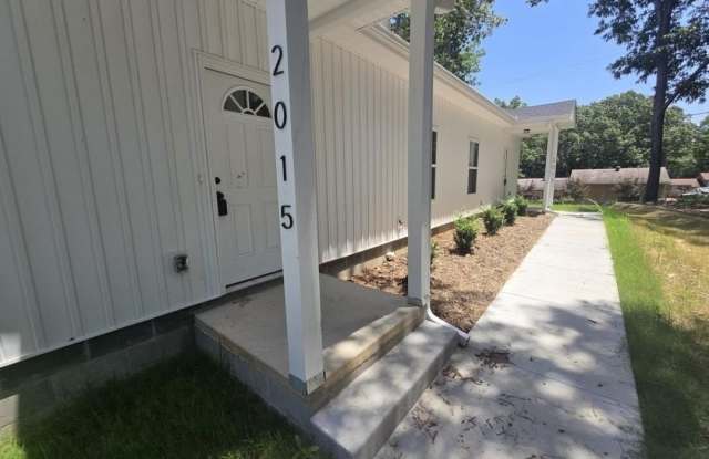 2015 Scotty Court Gallery 2