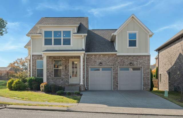 Gated Community - Villages of Stoneybrook - 2013 Blackstone Drive, Hendersonville, TN 37075
