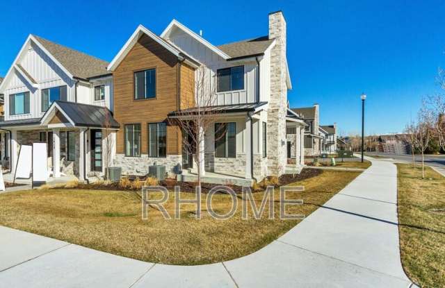 10584 Canyon Villa Drive Gallery 1