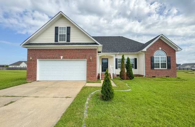 4 Bed 2 Bath Home in Raeford photos photos