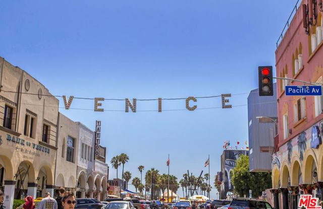 1212 Abbot Kinney Boulevard photos photos