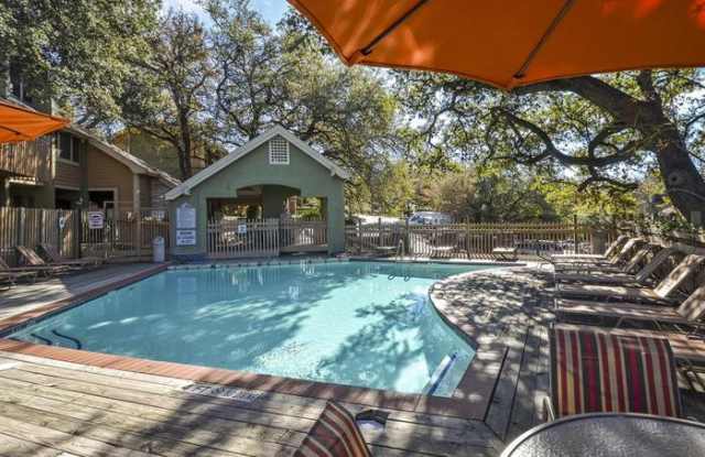 2123 Dickson Dr - 2123 Dickson Drive, Austin, TX 78704