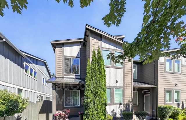6433 Southeast Genrosa Street - 1 Gallery 2