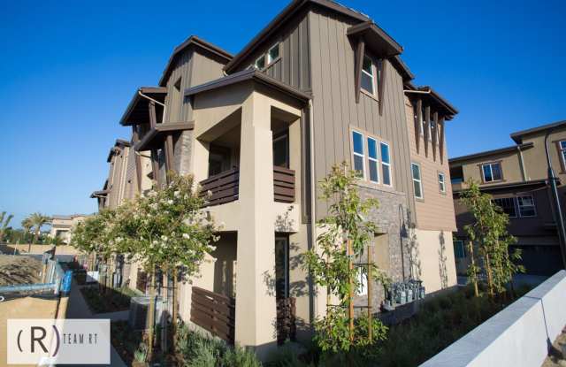 Stunning Three-Story Home! 3 Bed / 3 Bath in Rancho Cucamonga photos photos