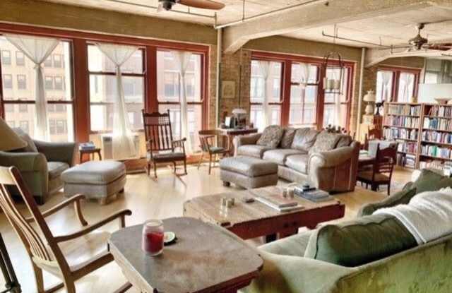 722 South Dearborn Street Gallery 4
