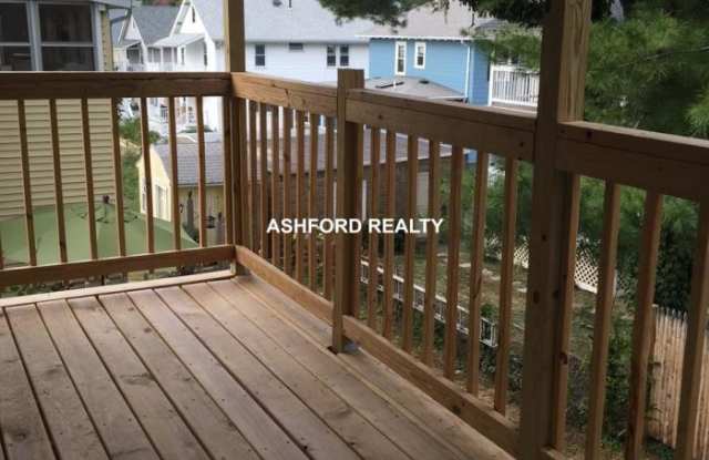 34 UPLAND Rd. Gallery 3