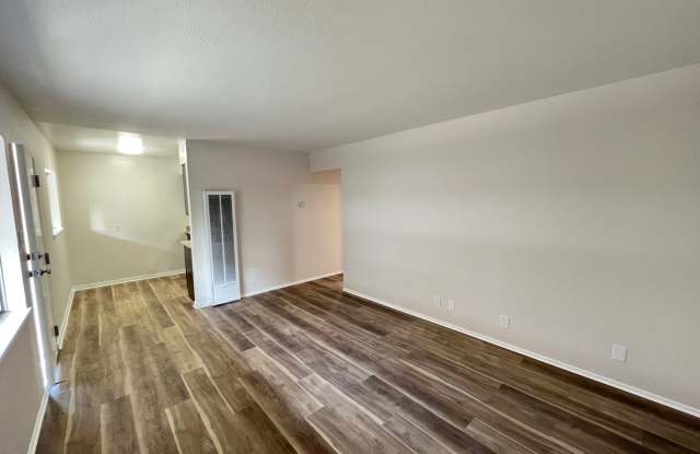 636 Prospect St. Apts. photos photos