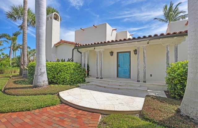 1021 10TH STREET W photos photos