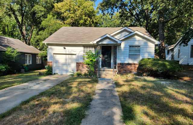 Great 3 Bedroom 1 Bathroom in Forest Heights!!!! photos photos