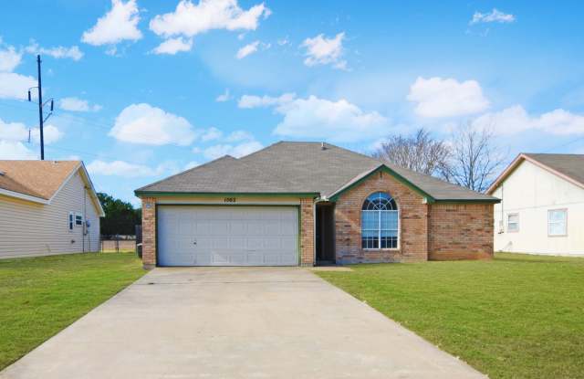 1502 Cedar Ln photos photos