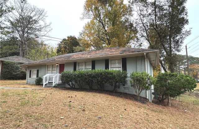 2912 Horse Shoe Drive SE - 2912 Horse Shoe Drive, Gresham Park, GA 30316