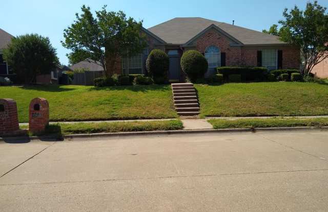 1318 Jeanette Way - 1318 Jeanette Way, Carrollton, TX 75006