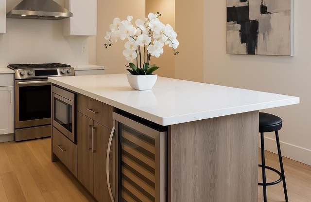 206 FULTON AVE photos photos