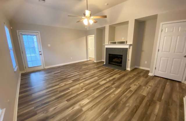 1592 Far Drive Gallery 3