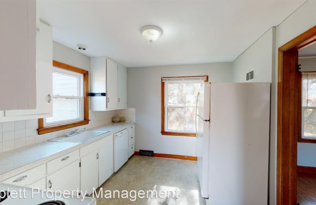 2140 Sunset Drive - 2140 Sunset Drive, Ames, IA 50014