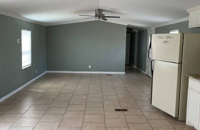 16904 N Sunflower Ave Gallery 3