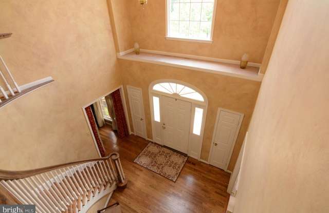 6202 SANDSTONE WAY Gallery 2