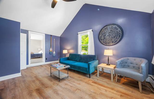 3 Pearl St - 3 Pearl Street, Mystic, CT 06355