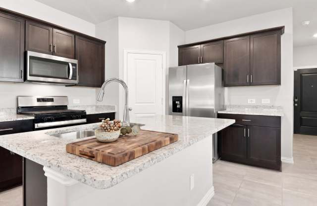 Newer 3 Bedroom Home for Rent in McKinney – Southridge Community Gallery 3