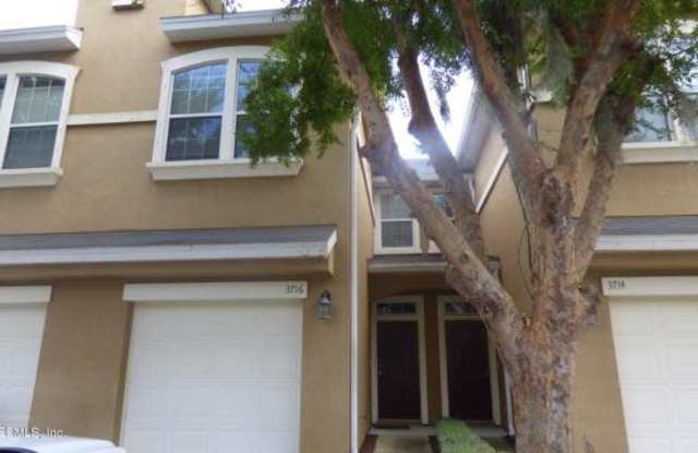 3716 American Holly Road - 3716 American Holly Road, Jacksonville, FL 32226