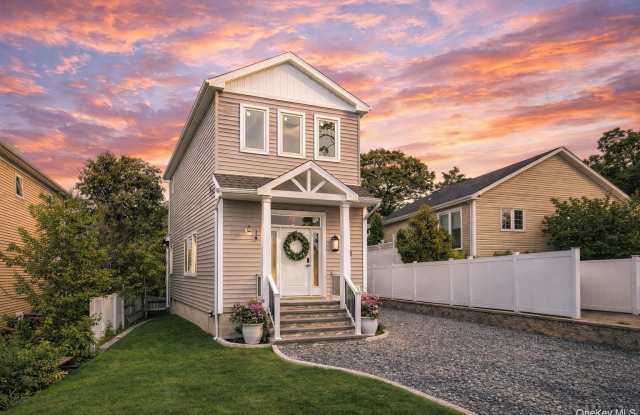 119 Whittier Drive photos photos