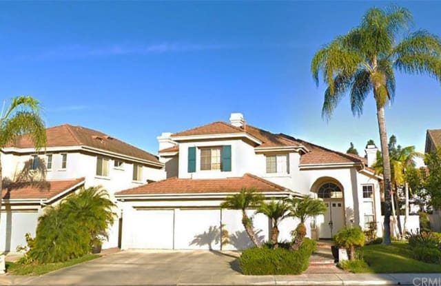 7 Figaro - 7 Figaro, Irvine, CA 92606