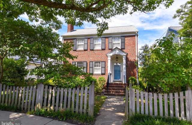 Discover exceptional comfort and timeless style in this beautifully updated single family residence located in the highly desirable George Washington Park community. photos photos